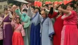 舞台剧吃瓜群众是谁主演,揭秘主演阵容，演绎人间百态