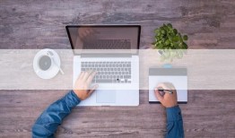 吃瓜群众微笑抠鼻视频,网络短视频引发热议