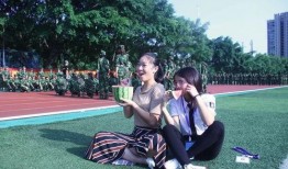 吃瓜群众的广场舞,吃瓜群众的欢乐盛宴