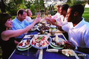 吃瓜群众聚餐视频大全,视频大全展现人间烟火气