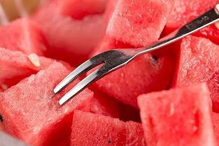 吃瓜群众干饭的说说,趣味横生的网络流行语解析