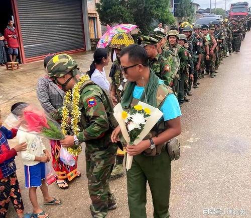 缅甸同盟军吃瓜群众图片,吃瓜群众视角下的战地风云